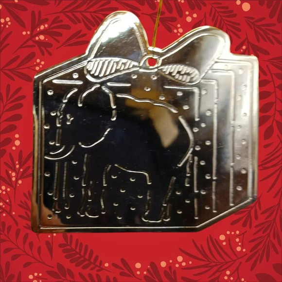 Elephant Embossed Metal Christmas Ornament - Picture 1 of 5